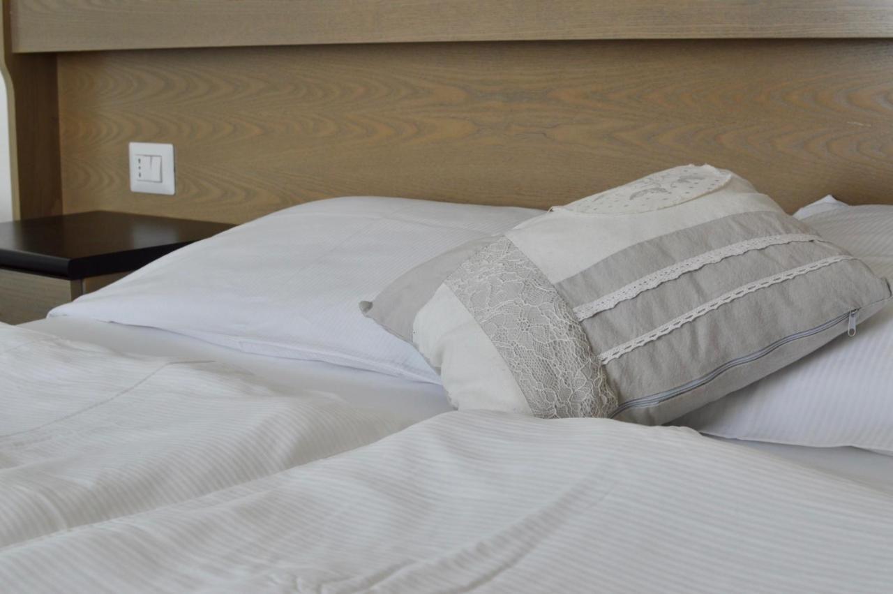 באסלגה די פינה Hotel Scoiattolo מראה חיצוני תמונה
