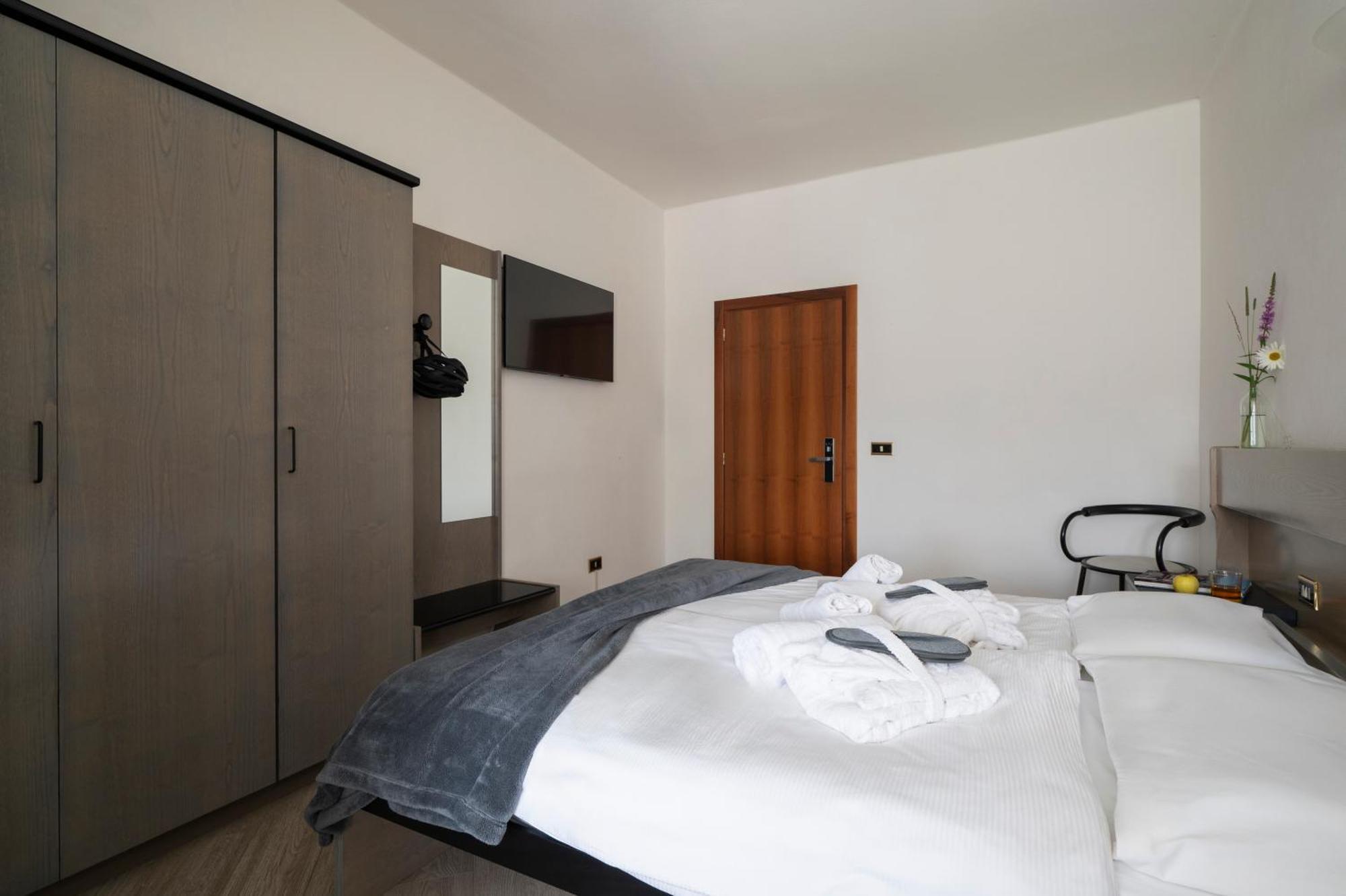 באסלגה די פינה Hotel Scoiattolo מראה חיצוני תמונה