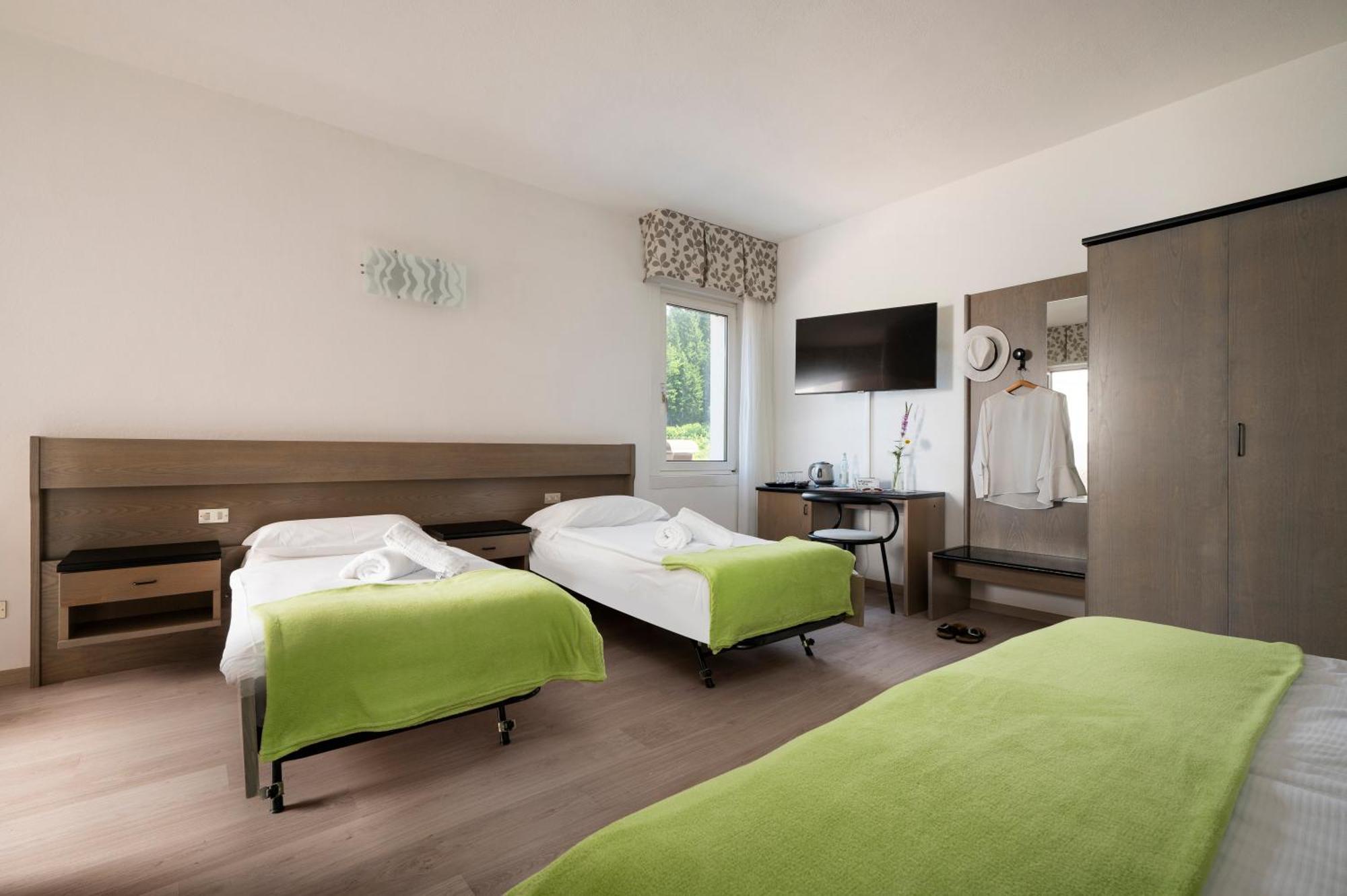 באסלגה די פינה Hotel Scoiattolo מראה חיצוני תמונה
